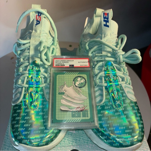 Under Armour ' Aqua Sneakers - Picture 2 of 8